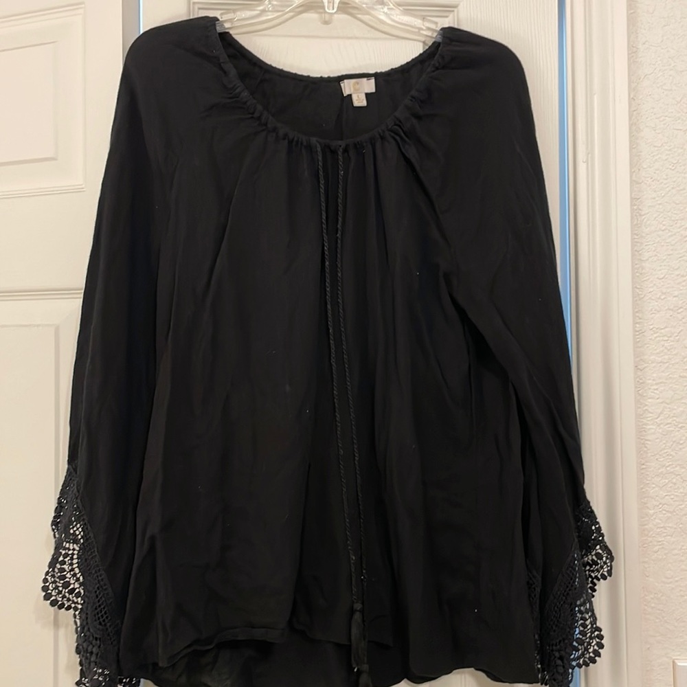 Black top with lace sleeves